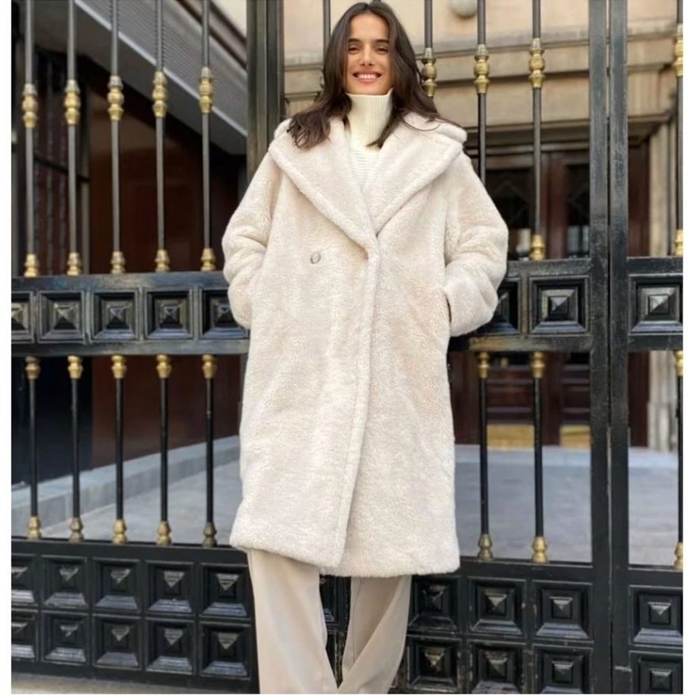 Babaton Teddy Coat in Cream